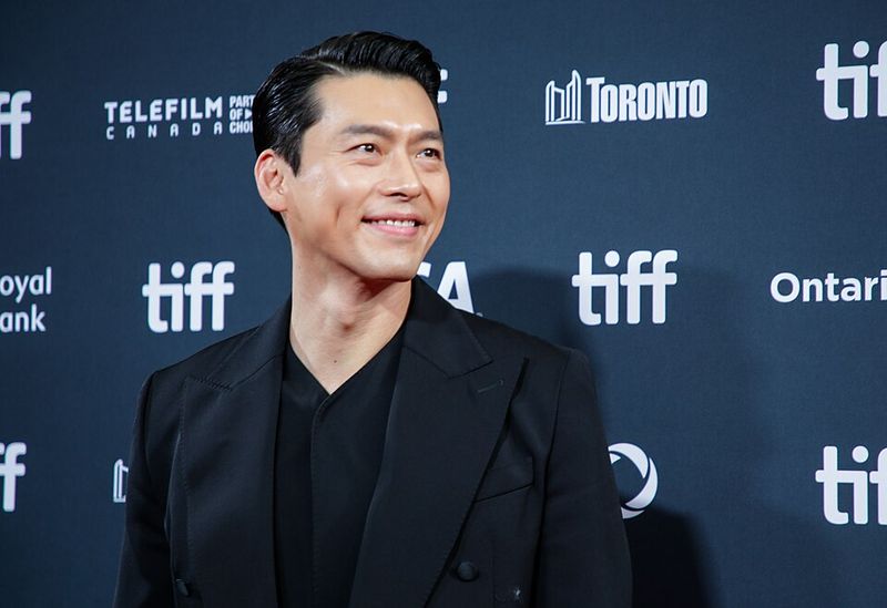 Crash Landing on You (2019–2020) — The Global Streaming Sensation