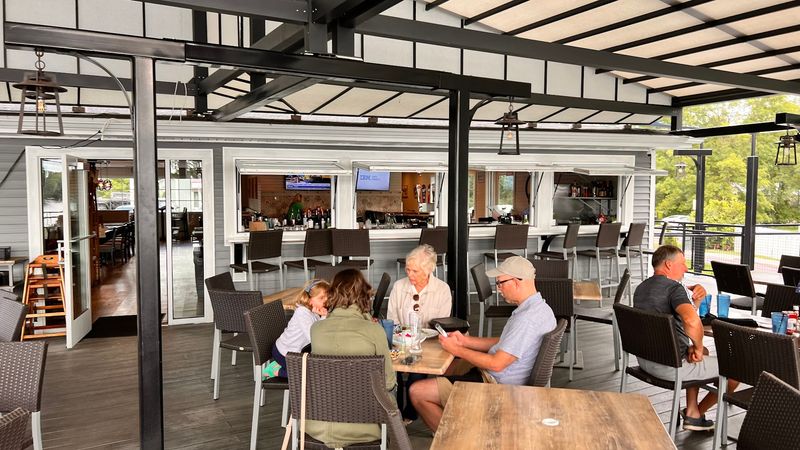 Lake House Grill & Bar