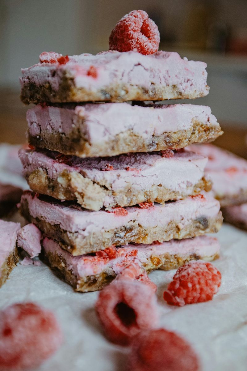 Raspberry Swirl Cheesecake Bars