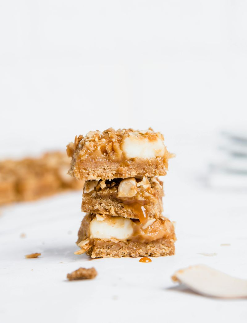 Salted Caramel Blondie Bars
