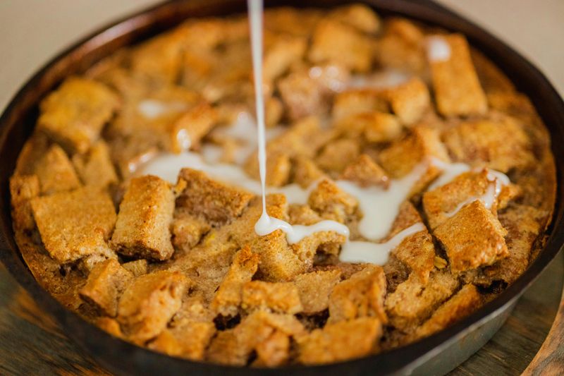 Cinnamon Roll Bread Pudding Bites