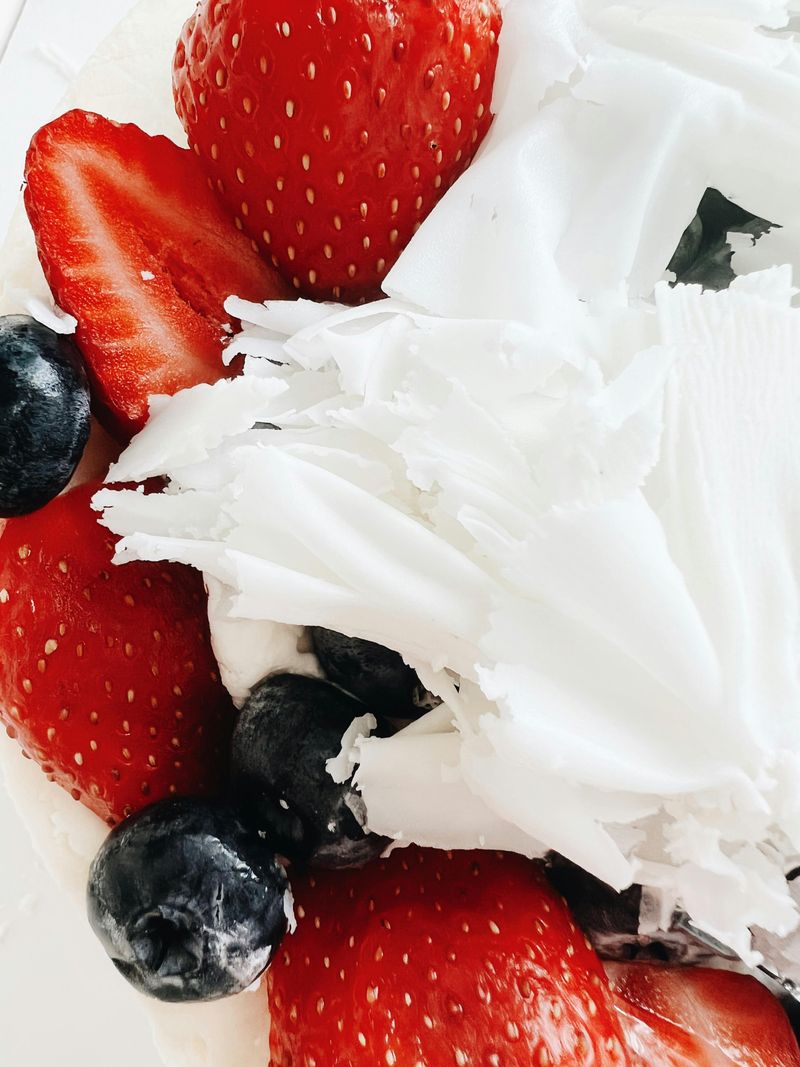 Fresh Berries with Cold Cream