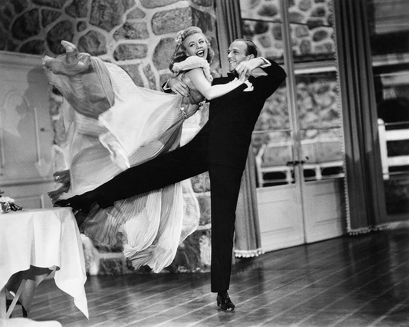 Fred Astaire & Ginger Rogers (Follow The Fleet)