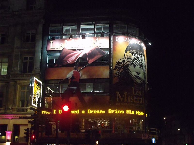 Les Misérables (2012)