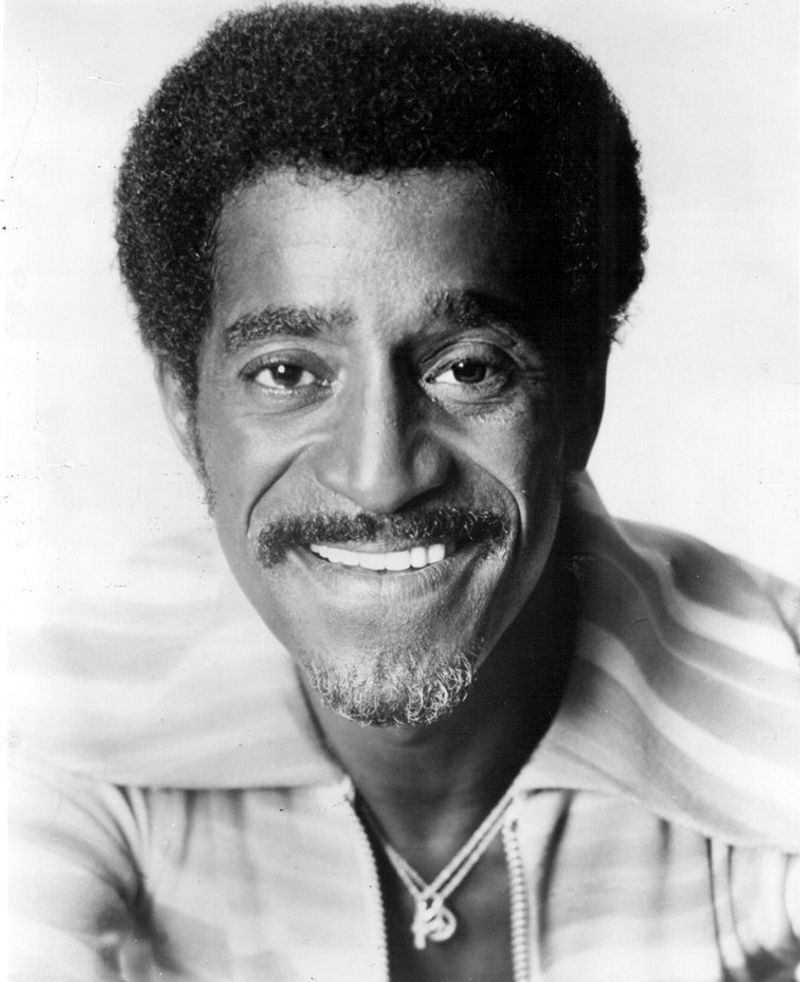 Sammy Davis Jr. Chooses Judaism