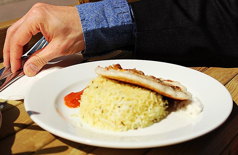 India: The Right Hand Is the Only Hand for Eating