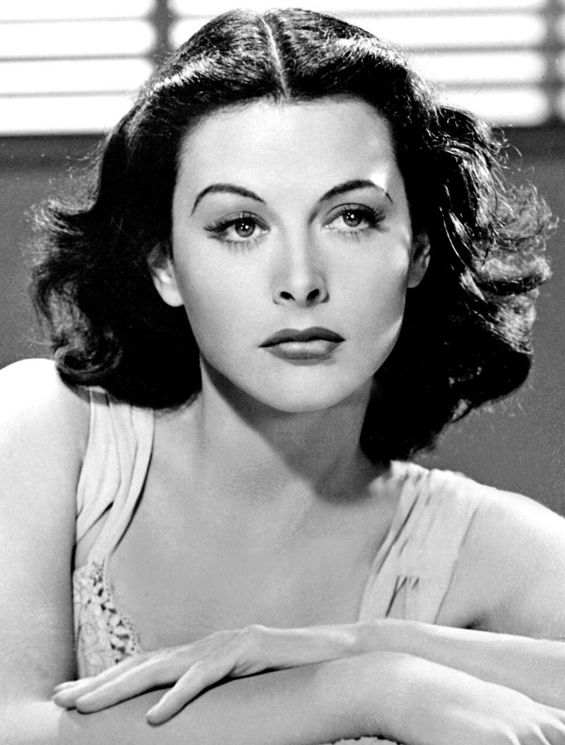 Hedy Lamarr - Frequency-Hopping Invention