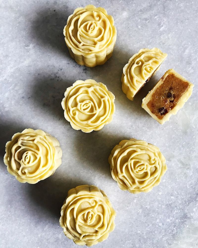 Mooncakes Containing Meat or Egg Yolks