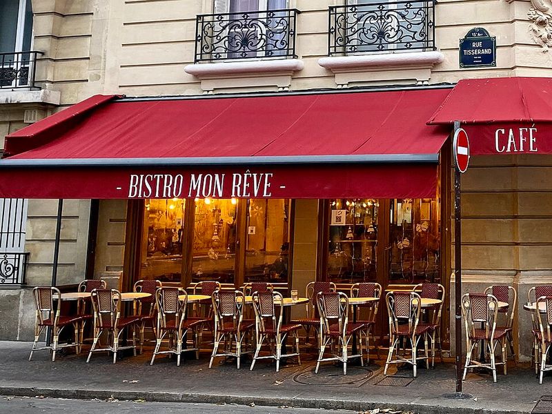 France: Tipping Is Appreciated but Not Always Expected