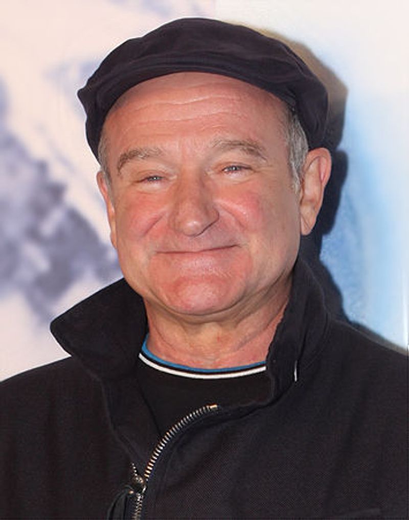 Robin Williams As Photo Tech Sy Parrish In One Hour Photo (2002)
