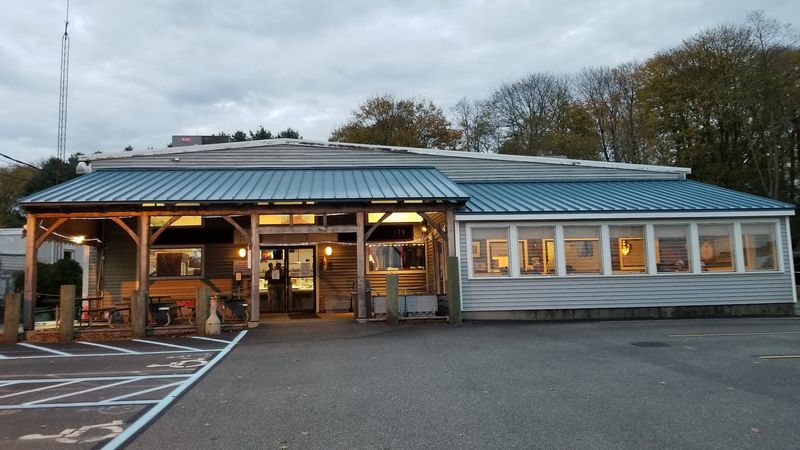 Anthony's Seafood (Middletown, RI)