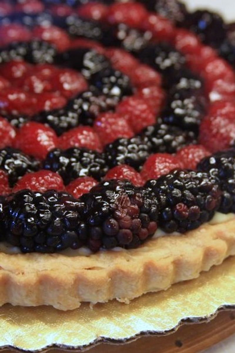 Ladyfinger Berry Summer Tart