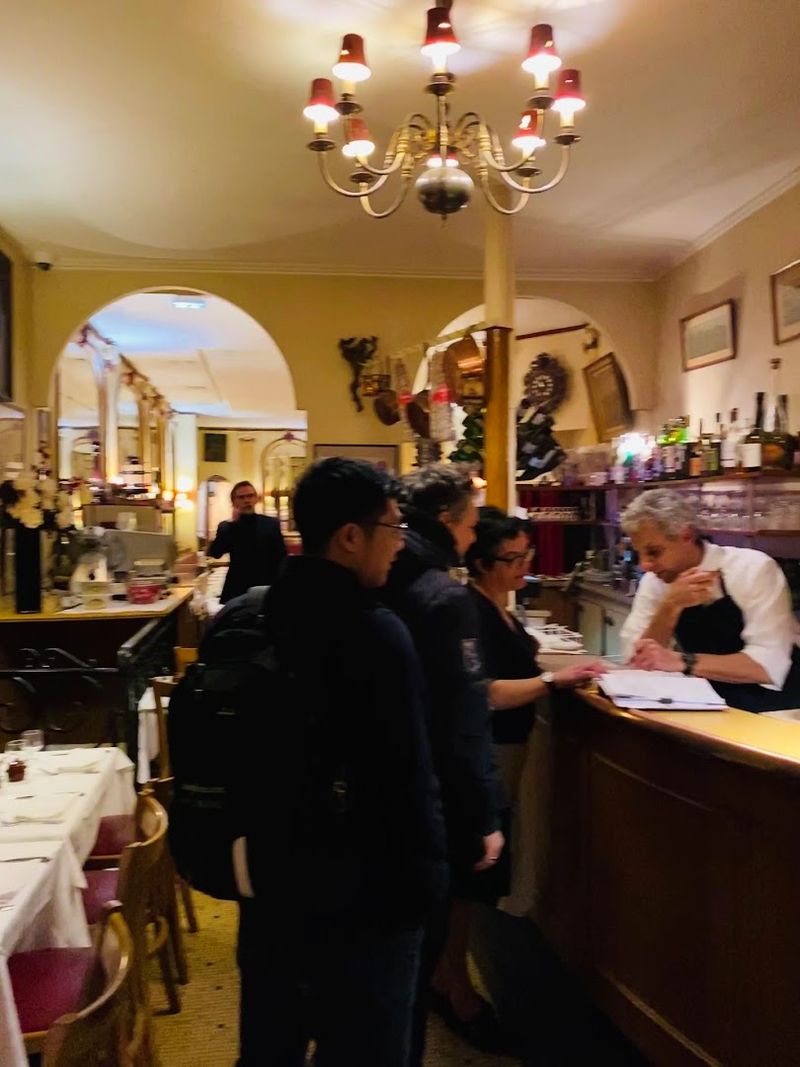 Chez Georges (Paris, France)