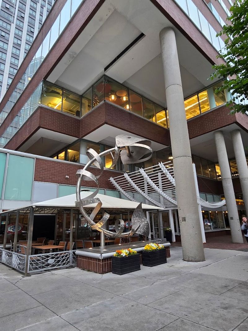 Legal Sea Foods (Kendall Square) (Cambridge, Massachusetts, USA)