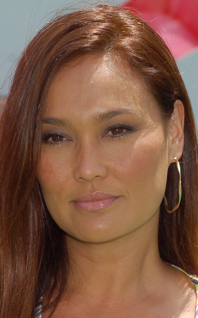 Tia Carrere