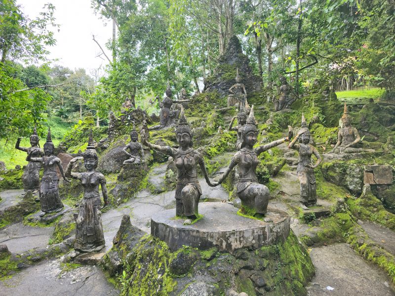Secret Buddha Garden (Tarnim Magic Garden)