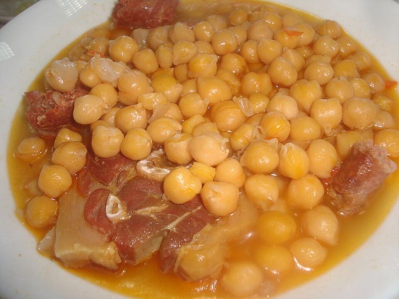 Garbanzo Bean (U.S.) Vs. Chickpea (U.K.)