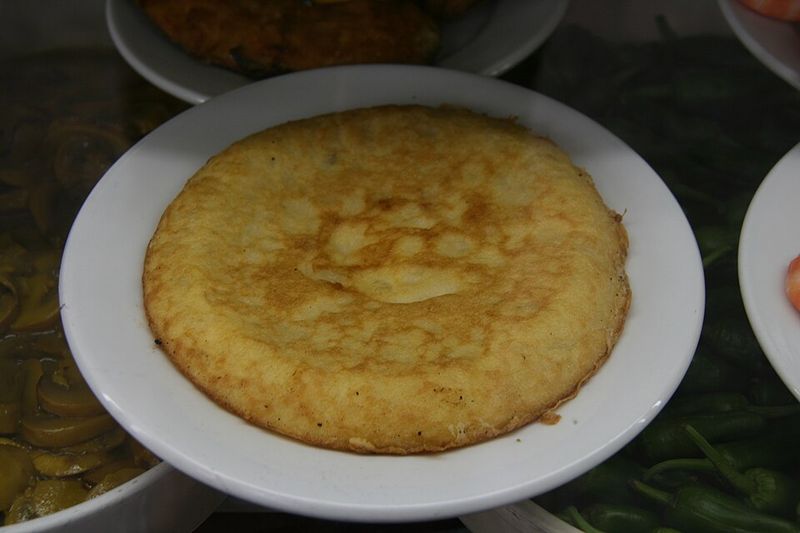 Tortilla de Patatas (Spanish Omelette)