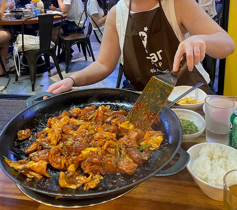 Dakgalbi (Spicy Stir-Fried Chicken)