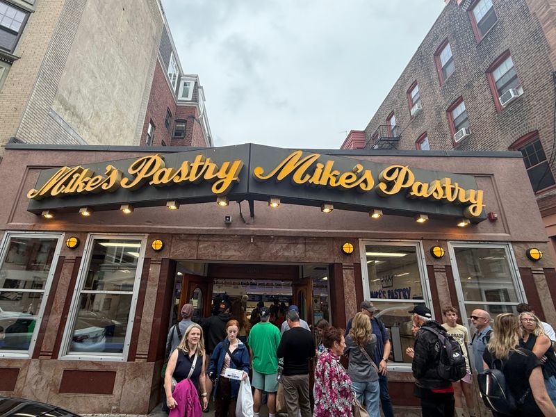 Mike's Pastry – Boston, Massachusetts (Since 1946)