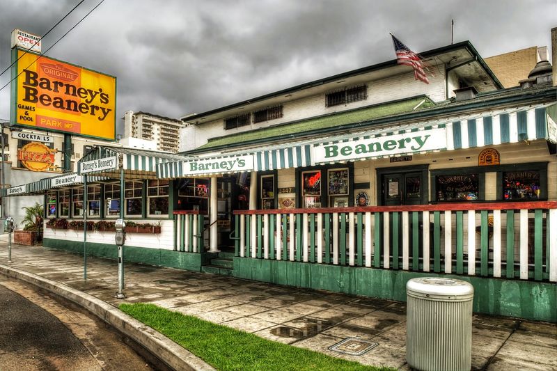 Barney's Beanery