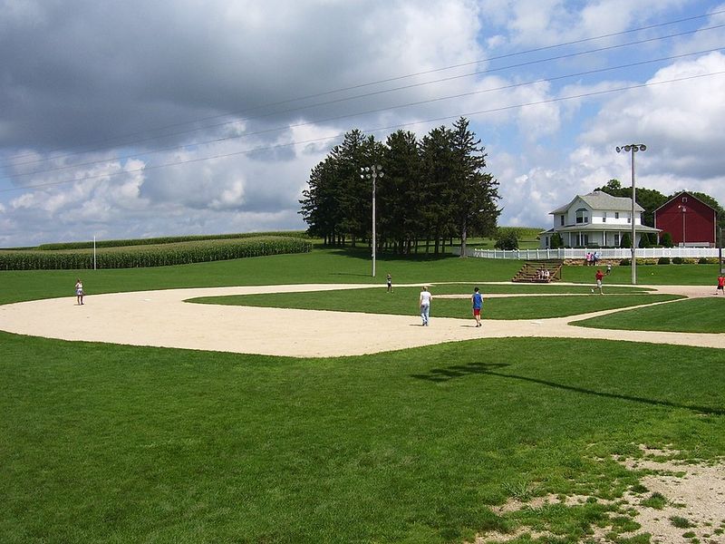 Field of Dreams (1989)
