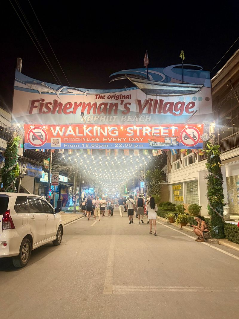 Fisherman's Village Walking Street