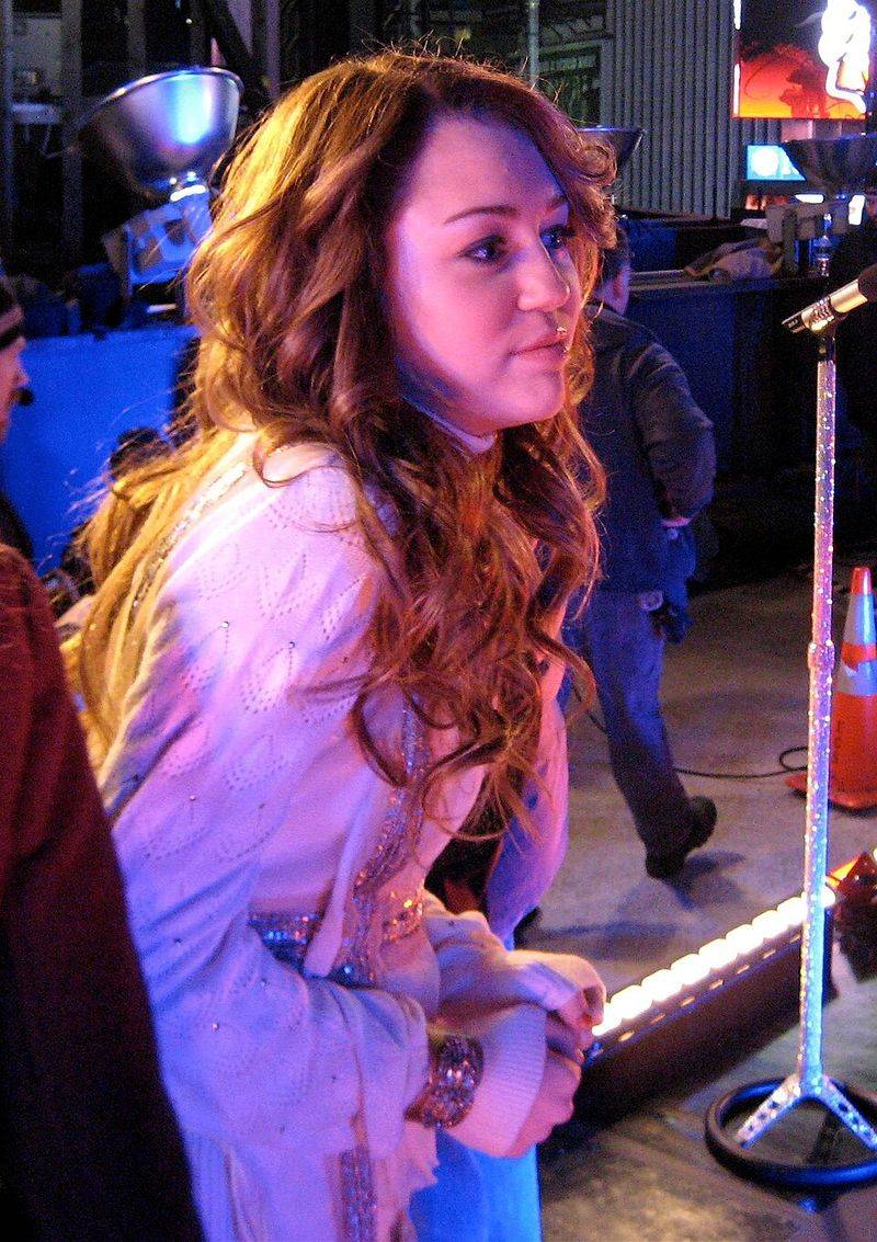 That Wig Does Heavy Lifting