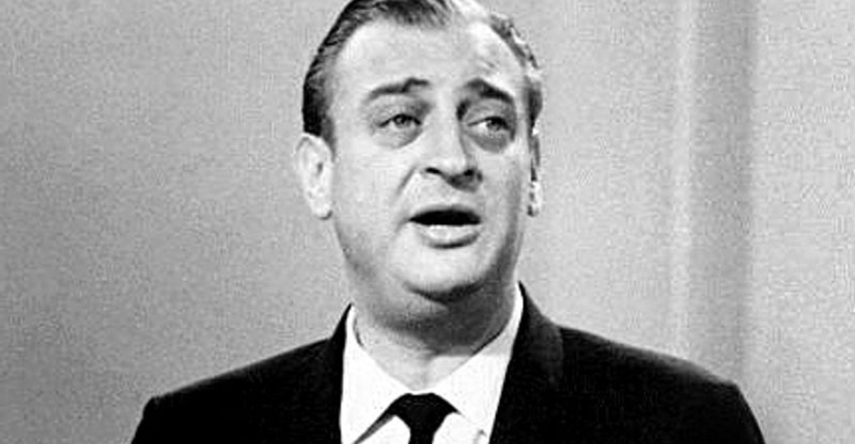 13 Rodney Dangerfield Lines That Still Get Big Laughs
