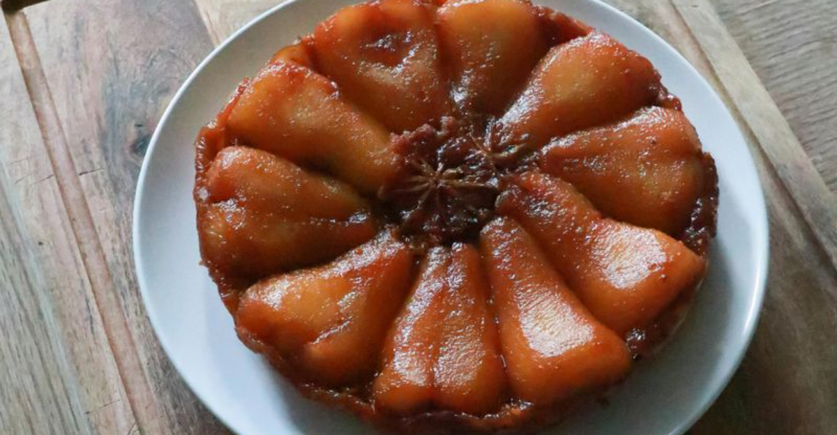 15 Apple And Pear Desserts That Go Past The Standard Pie