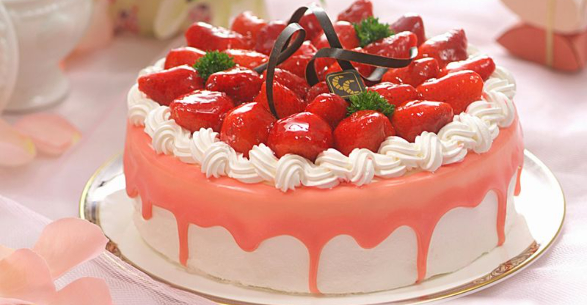 15 Flavor Inspired Cakes That Stand Out