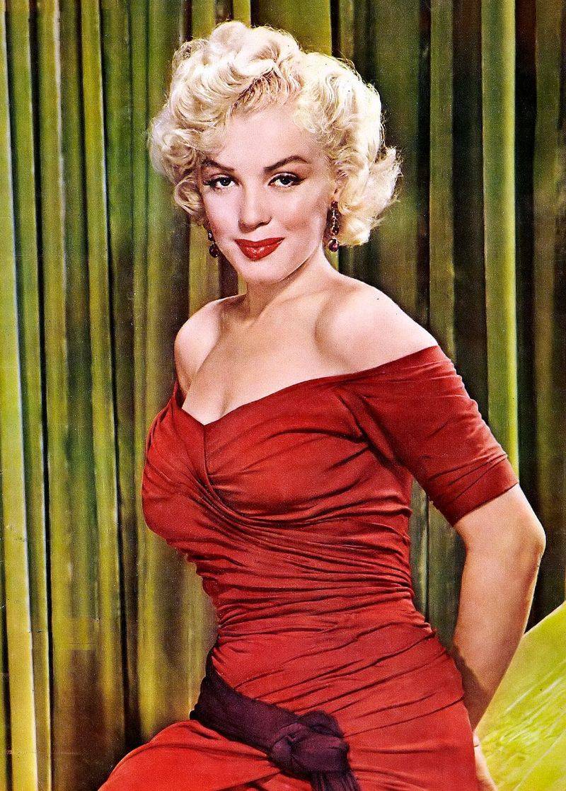 Marilyn Monroe Left Us Under Mysterious Circumstances