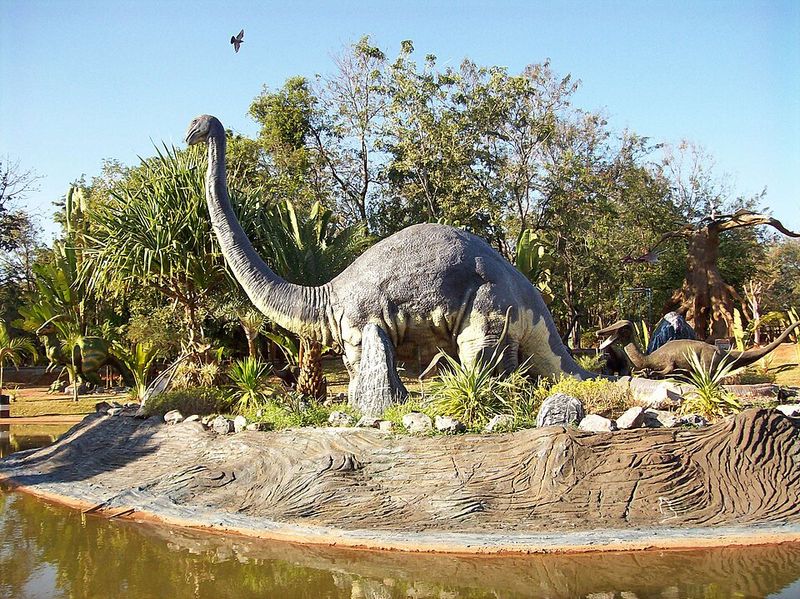 The Dinosaurs (Limited Series)