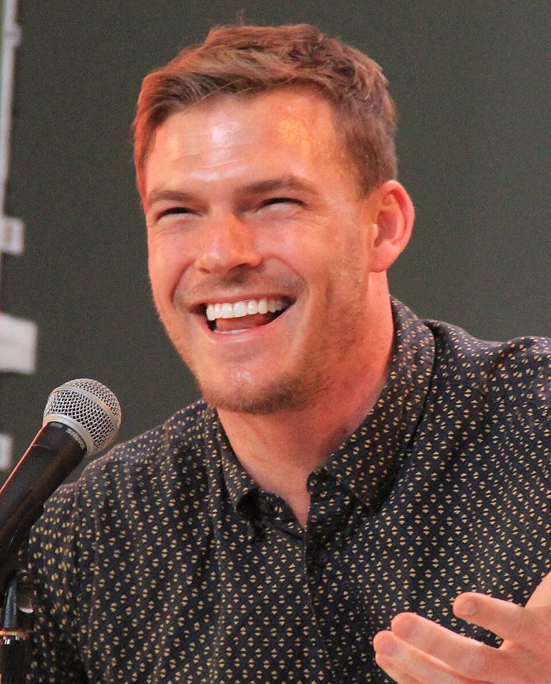 Alan Ritchson