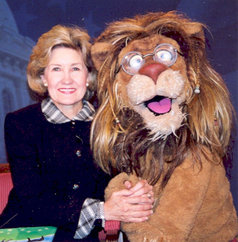 Between the Lions