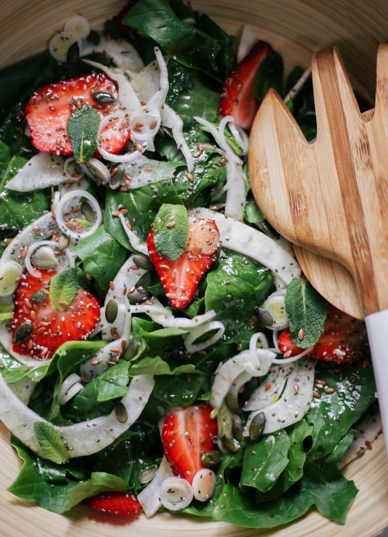 Spinach and Strawberry Salad