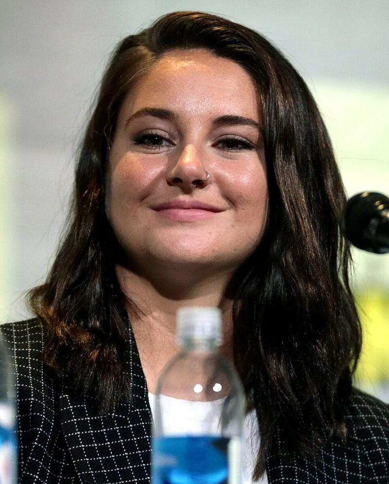 Shailene Woodley Chooses Real Connection