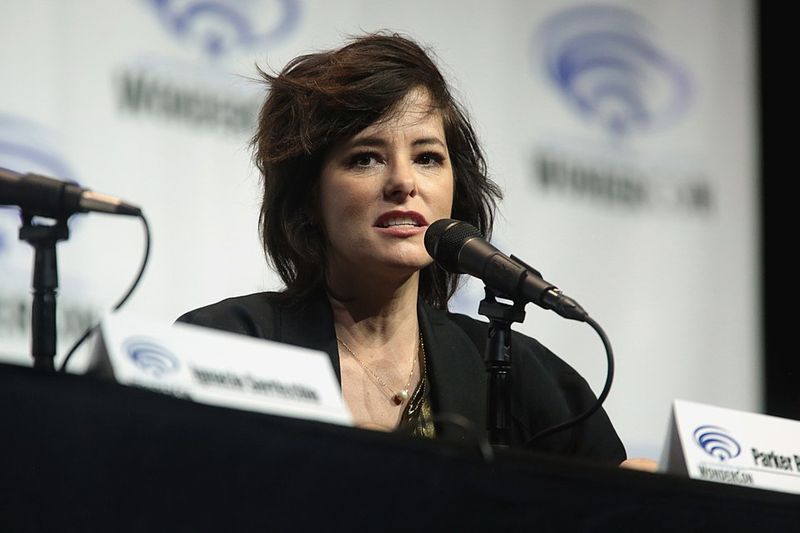 Parker Posey - Scream 3 (2000)