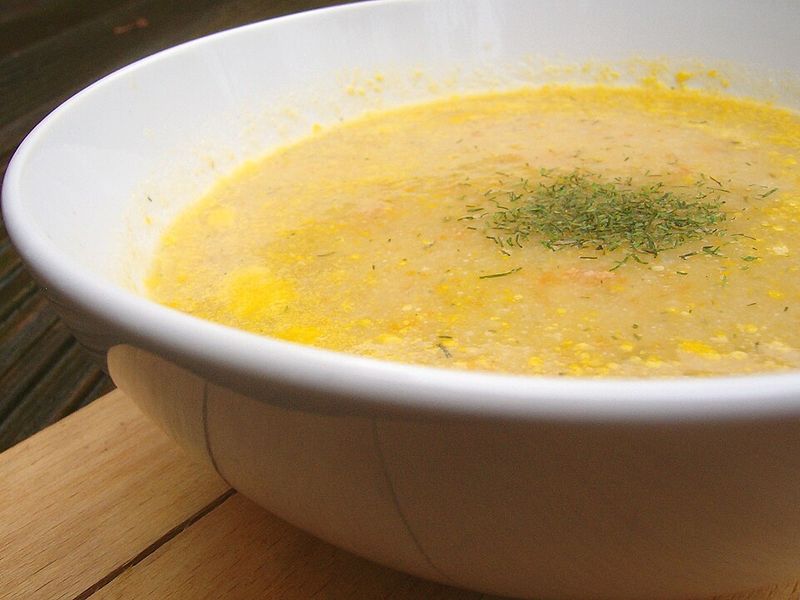 Cheesy Cauliflower Cheddar Soup