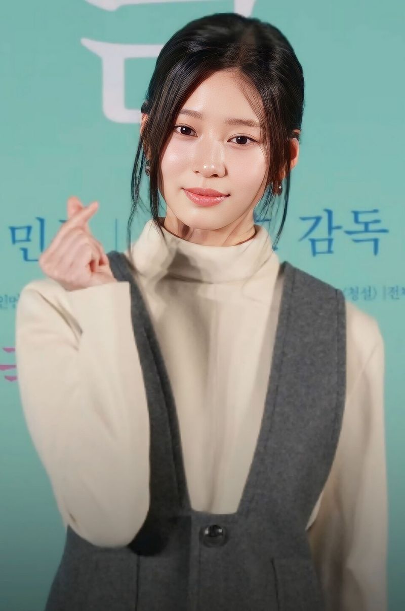 Still Shining — Season 1