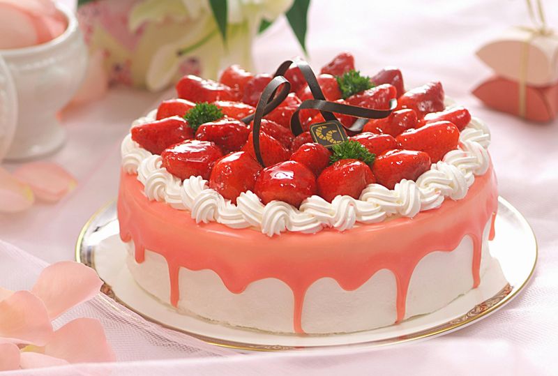 Strawberry Basil Cake