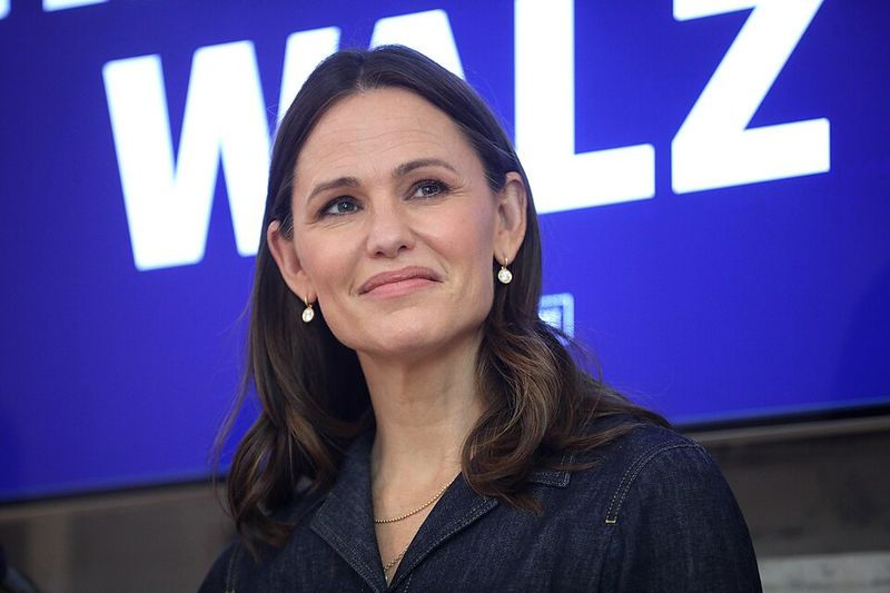 Jennifer Garner and Scott Foley