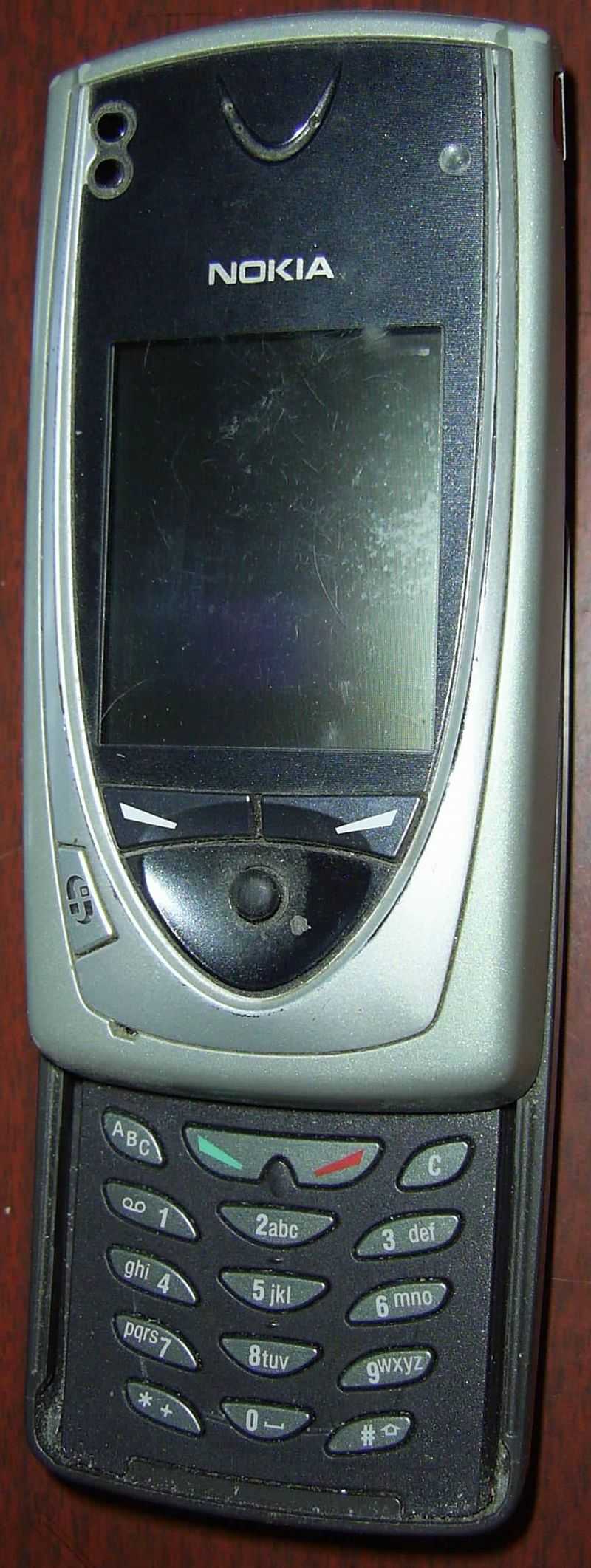 Nokia 7650 (2002)
