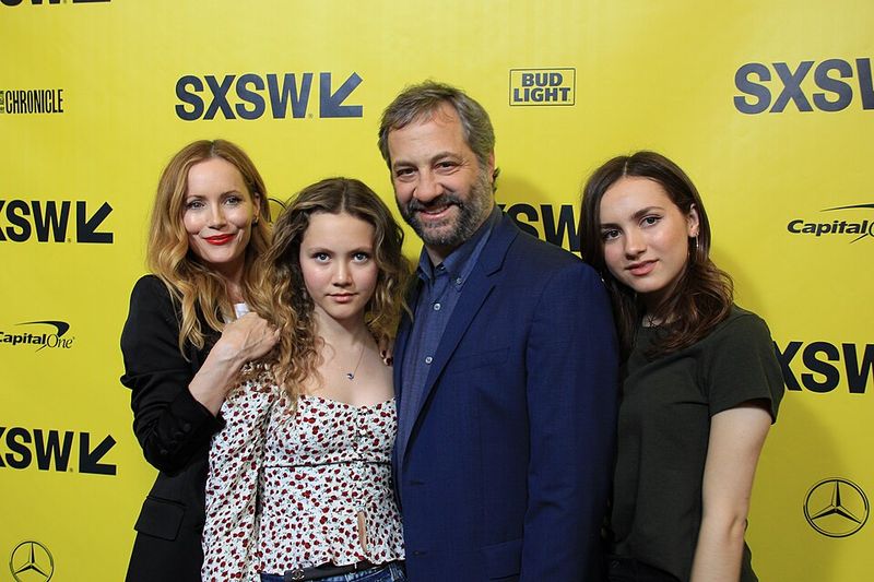 Leslie Mann, Maude Apatow, and Iris Apatow — This Is 40