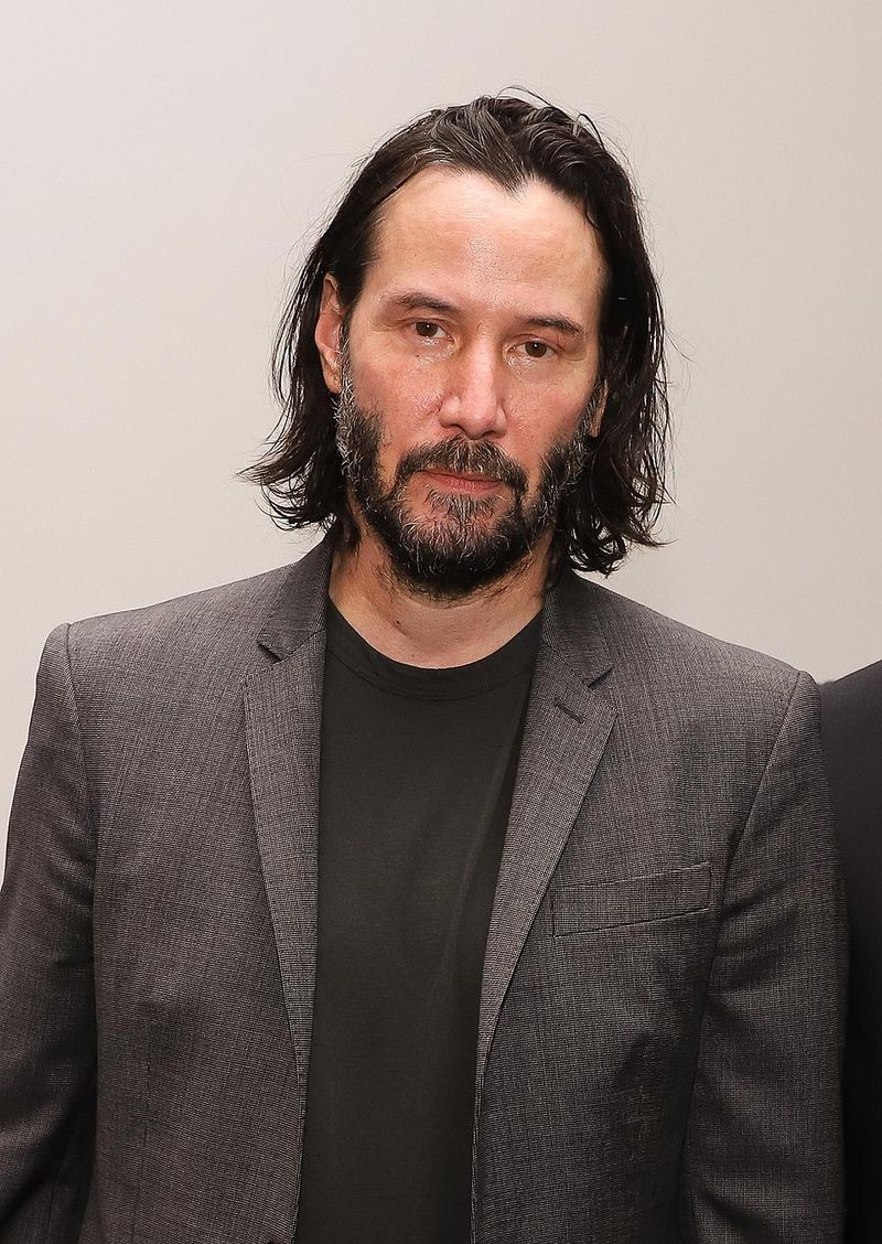 Keanu Reeves Refuses To Bully Winona Ryder