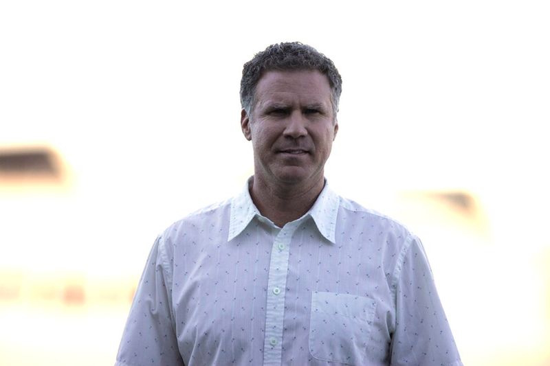 Anchorman: The Legend of Ron Burgundy (2004)