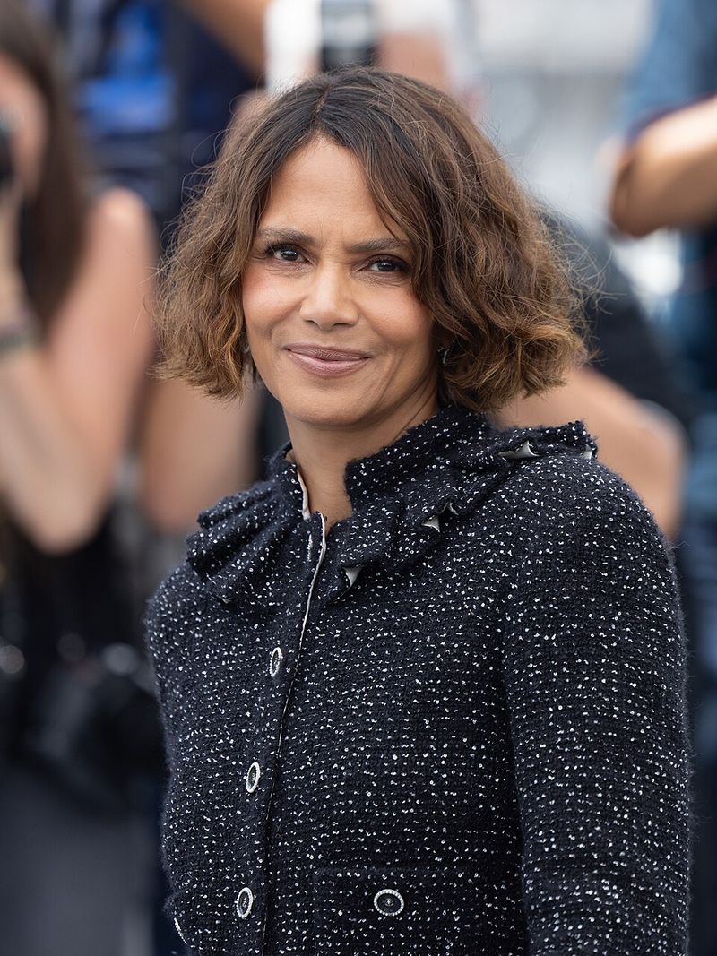 Halle Berry - Jinx Johnson In Die Another Day