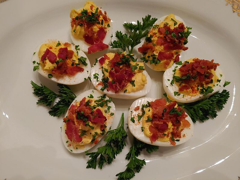 Deviled Eggs With Thousand Island