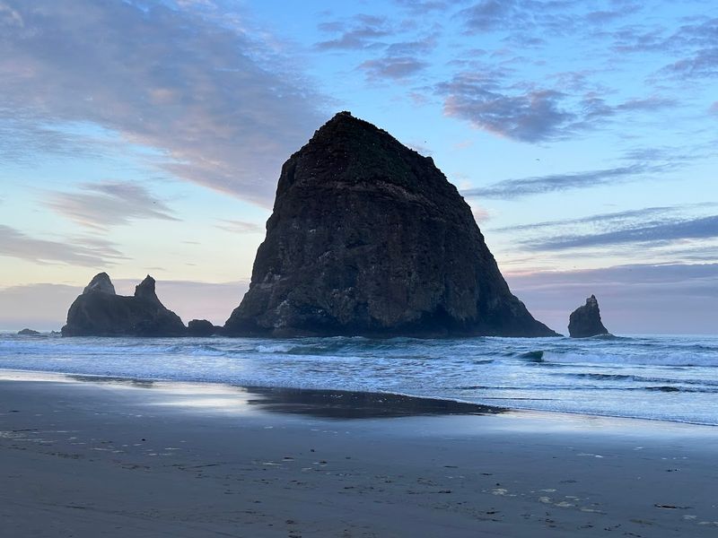 Haystack Rock, Cannon Beach, Oregon