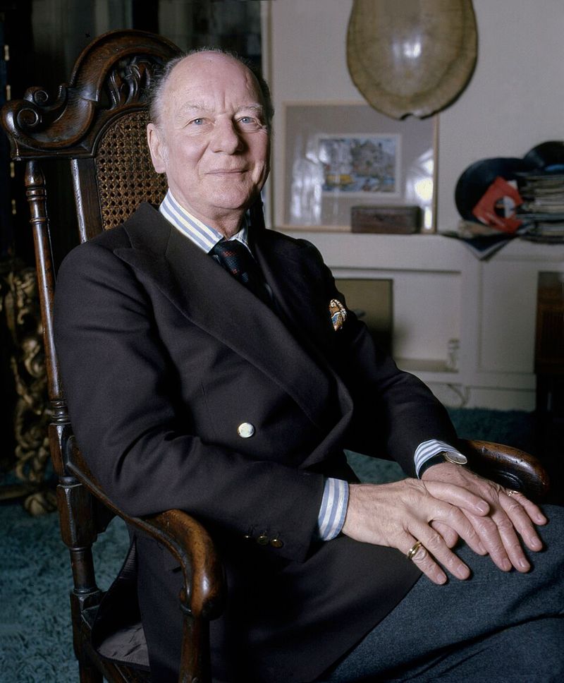 John Gielgud — Arthur (Best Supporting Actor, 1982)